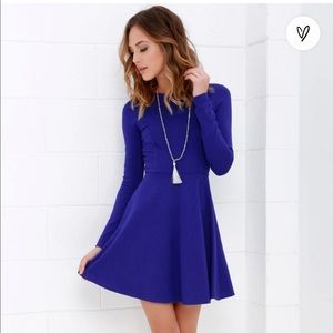 Royal blue Lulus skater dress. Size medium. Worn twice. Excellent condition.